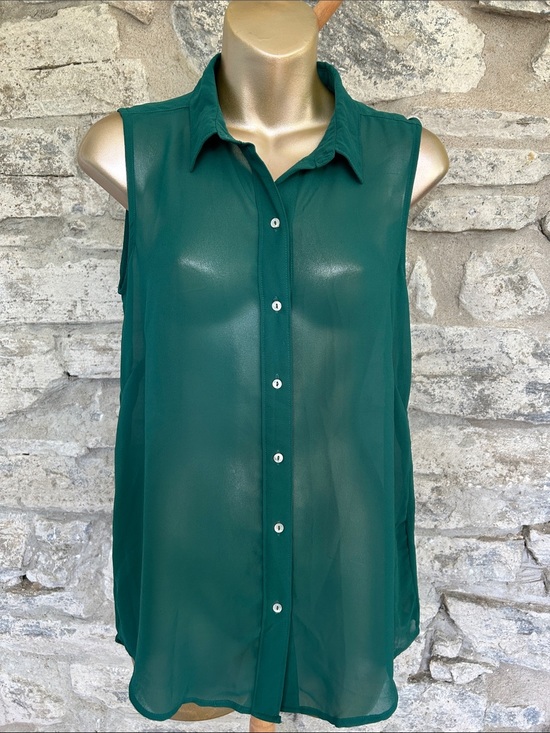 H&M Tops - Sleeveless Button-Front Chiffon Blouse - Emerald Green